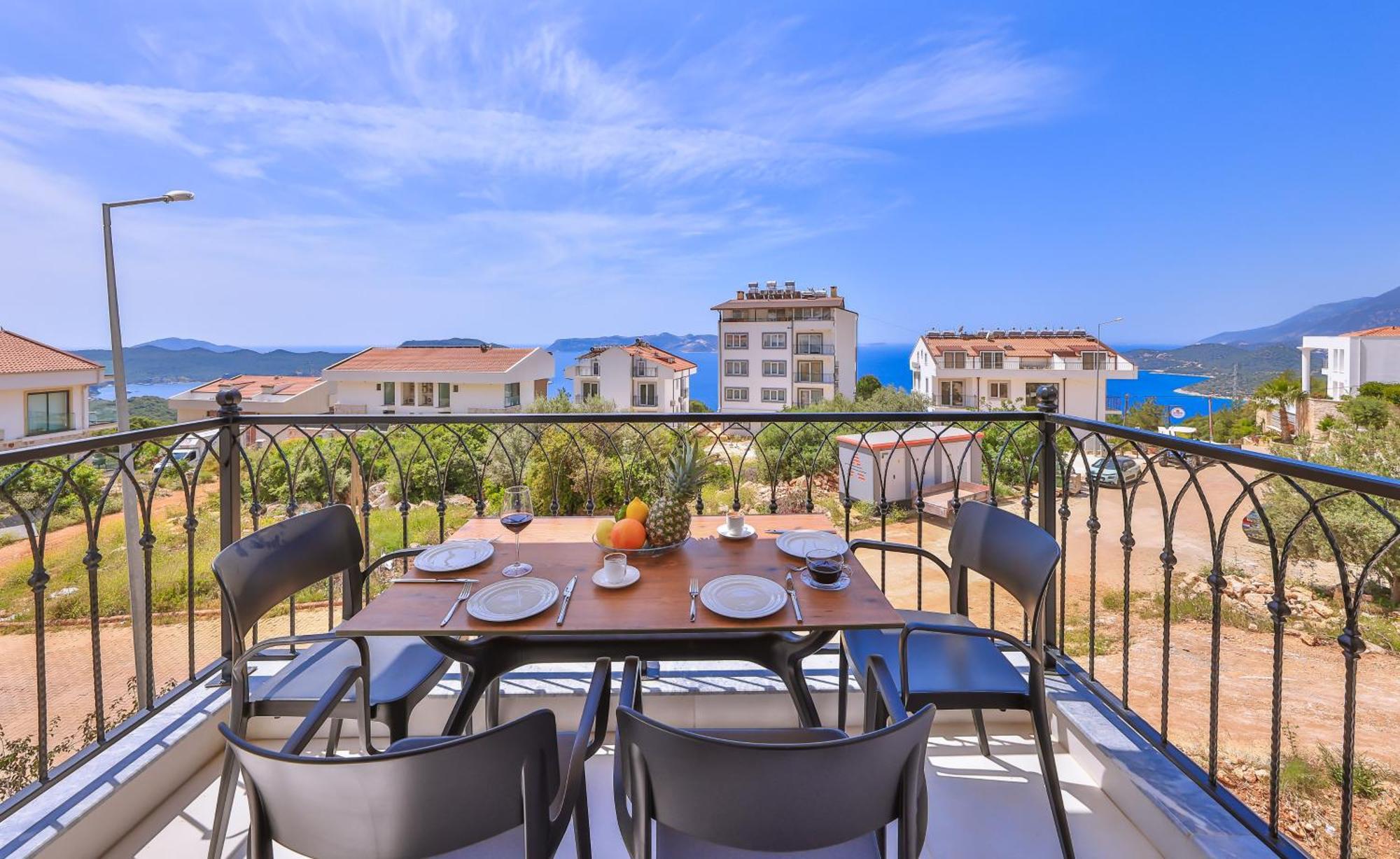 Goekyuezue Suit Apart Kaş Exterior foto