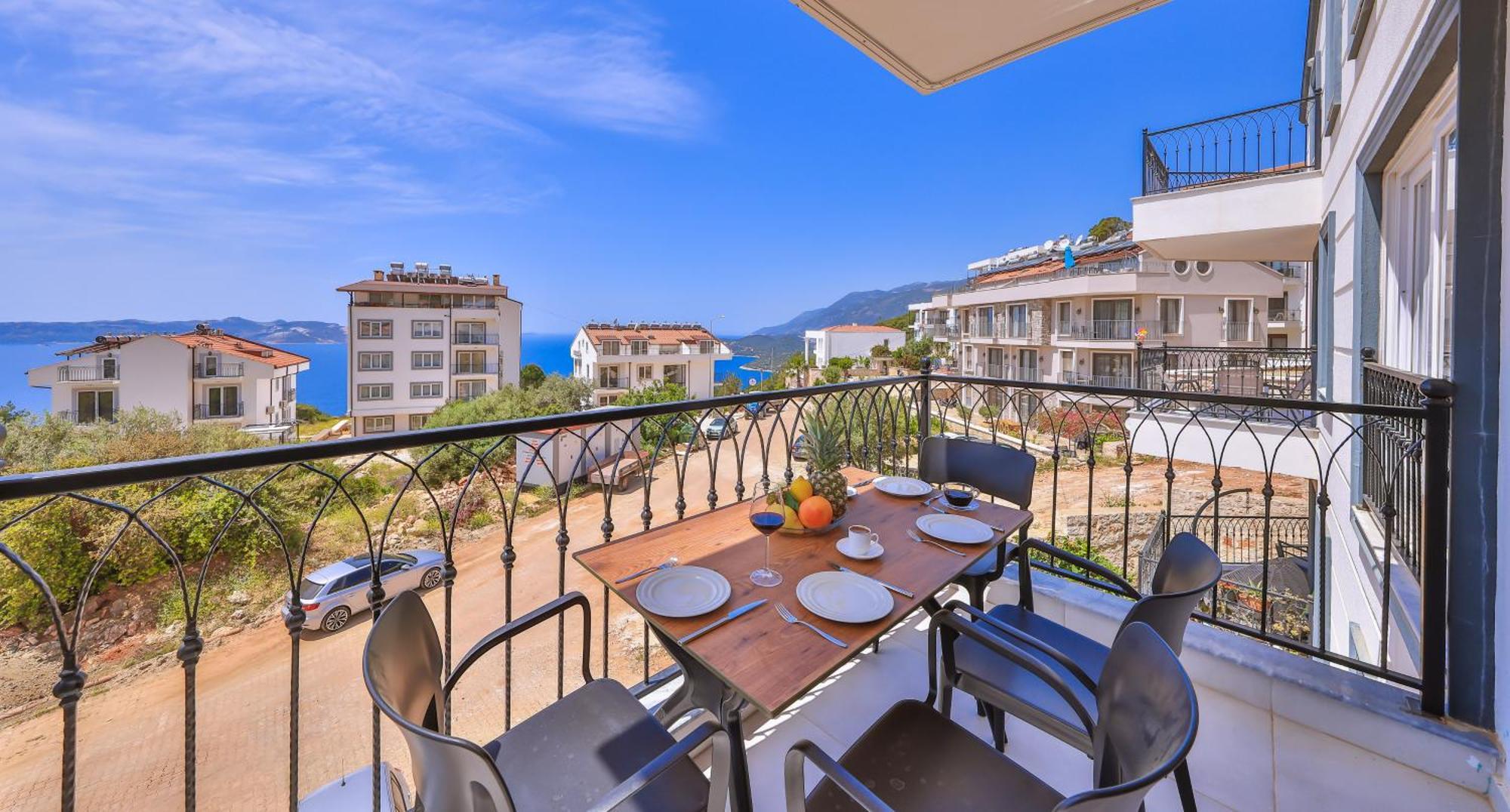 Goekyuezue Suit Apart Kaş Exterior foto